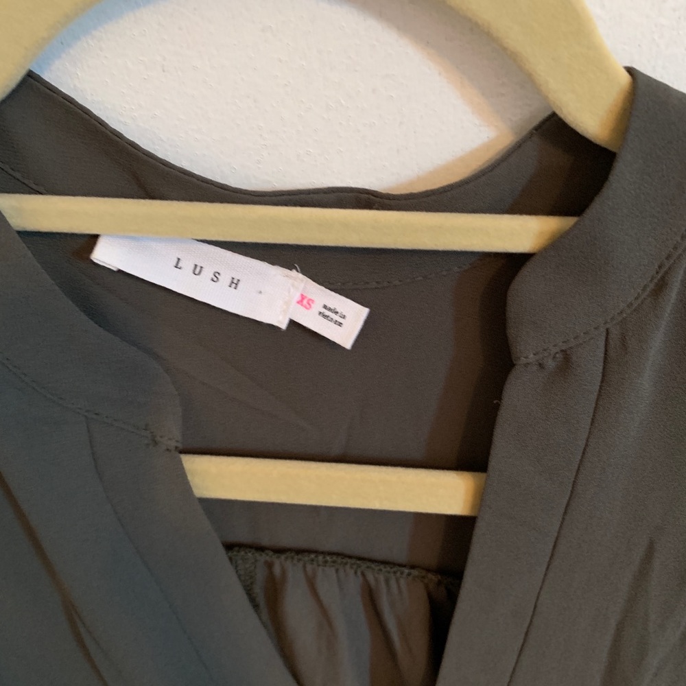 Lush blouse - Picture 3 of 3